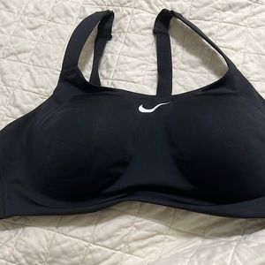 Nike sports bra. NWT